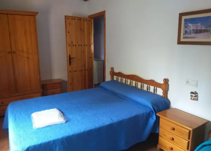 Casas Rurales La Tobica